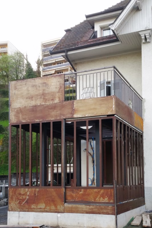 Création d'une pièce à vivre avec un toit terrasse